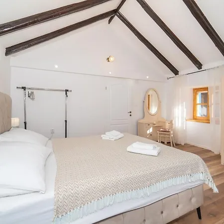 Villa Didini Dvori Kruševo