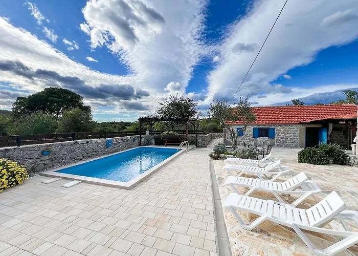 Didini Dvori * Krusevo (Zadar)